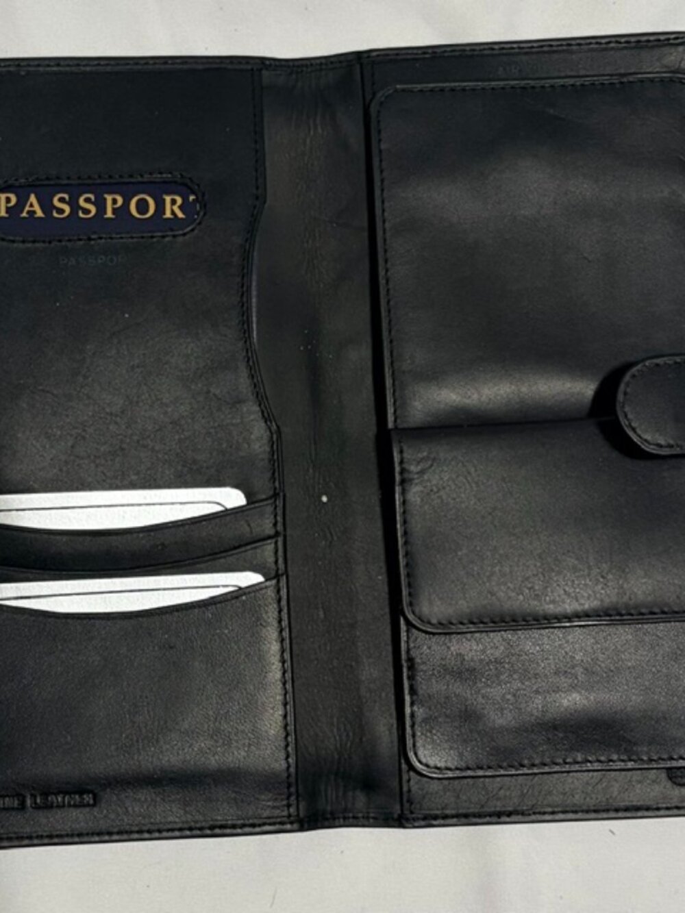 NWT WINN 6454 Leather Travel Organizer Wallet Passport & Removable Day Wallet